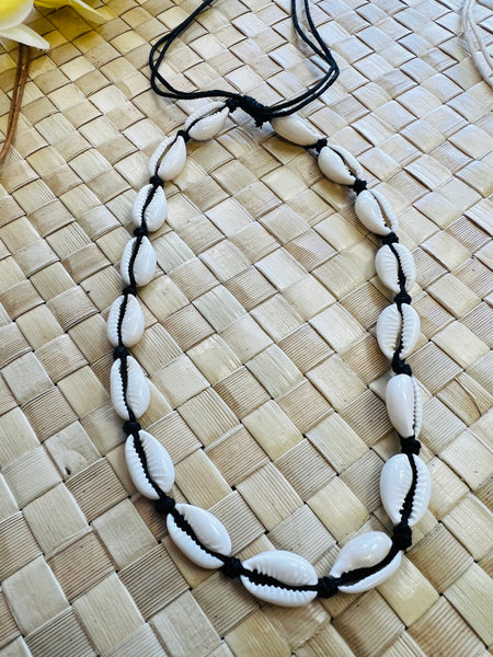 Choker Shell Adjustable Necklace