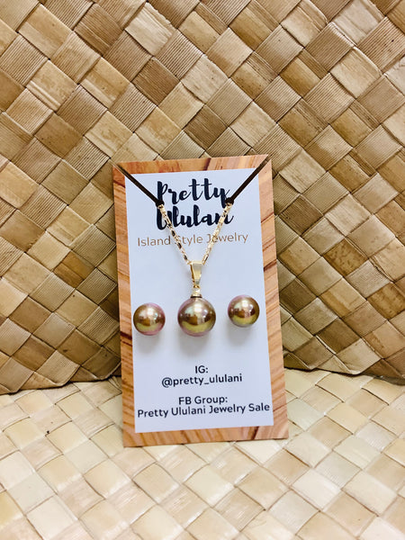 Shell Pearl Earring and Necklace Sets