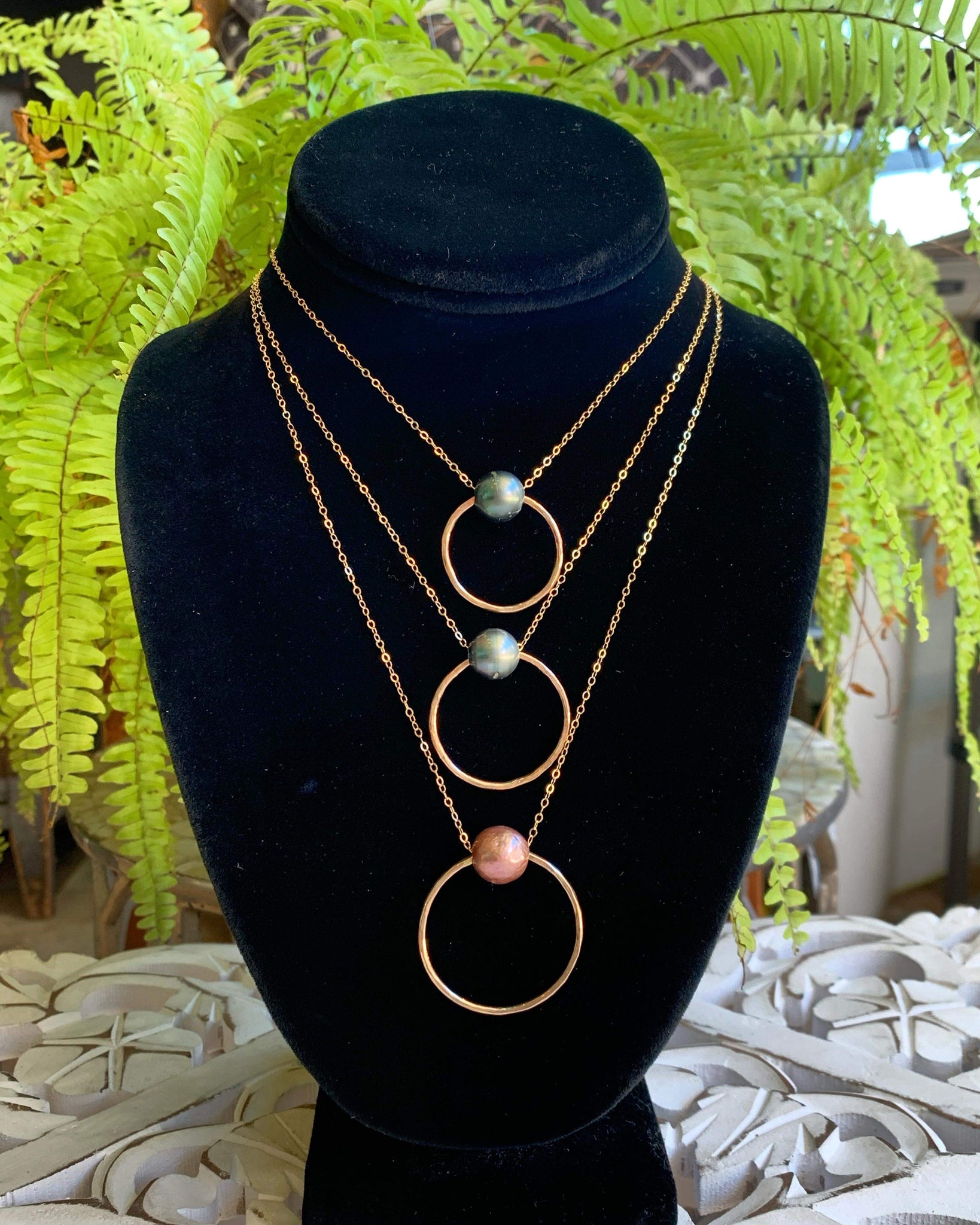 Gold Filled Circle Necklaces - Tahitian Pearl - Edison Pearl